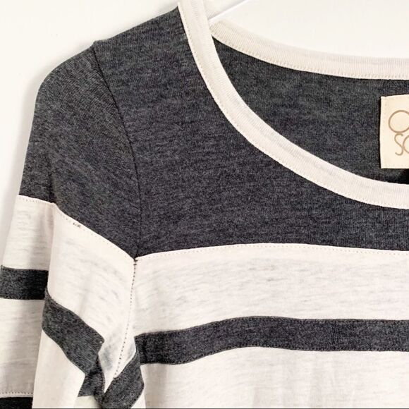 CHASER Blocked Long Sleeve Shirttail Crewneck Tee Small - Picture 5 of 11